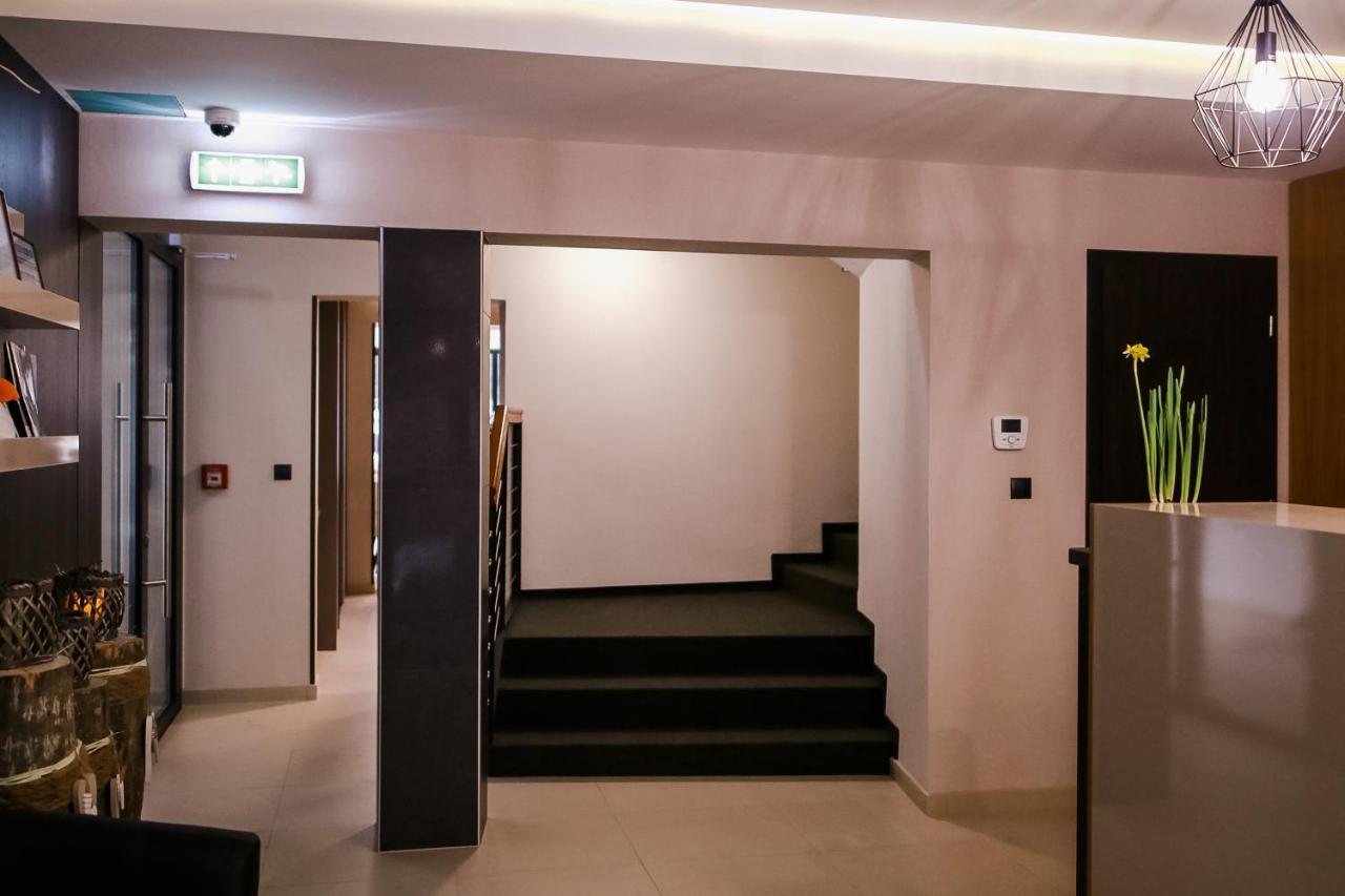 سولنوك Sohaz Panzio Es Apartmanhaz المظهر الخارجي الصورة