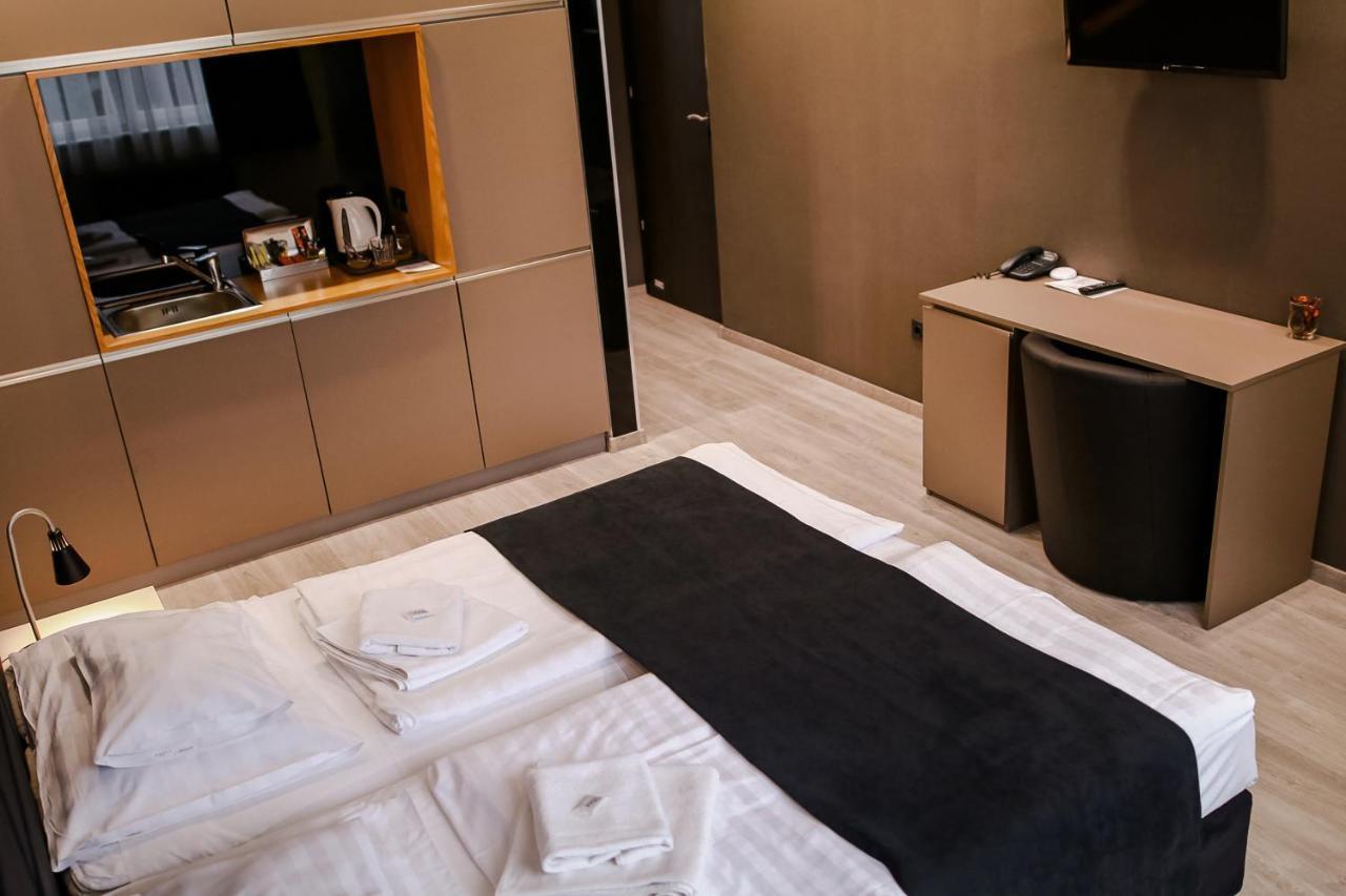 سولنوك Sohaz Panzio Es Apartmanhaz المظهر الخارجي الصورة