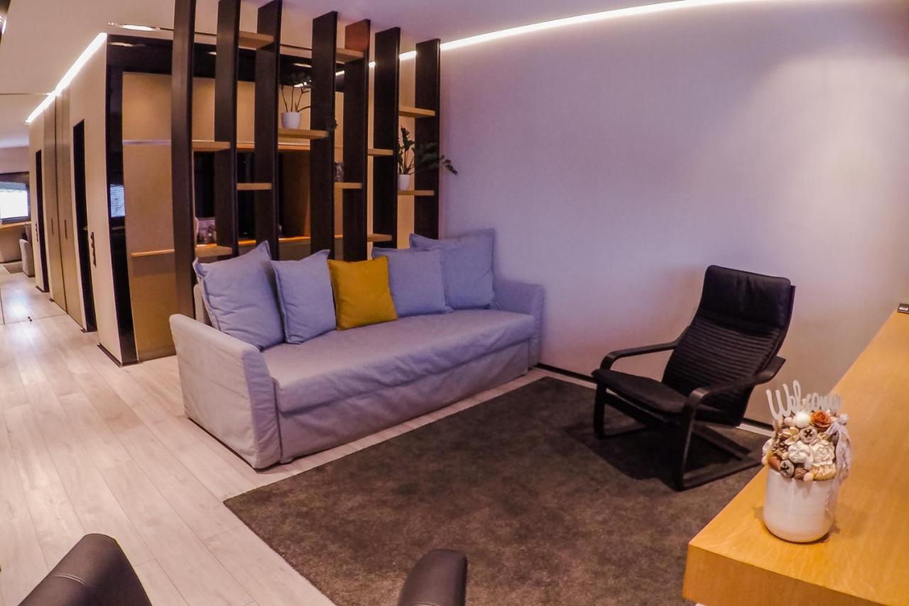 سولنوك Sohaz Panzio Es Apartmanhaz المظهر الخارجي الصورة