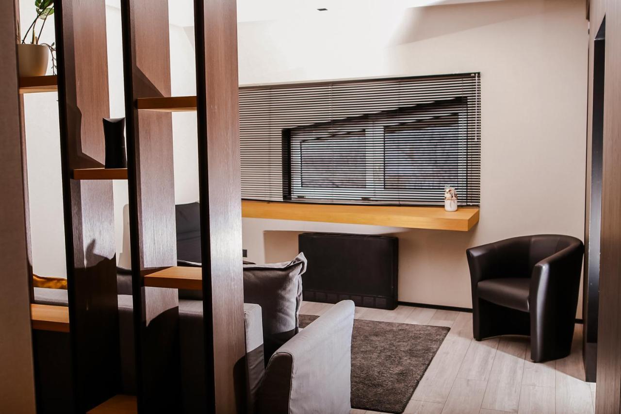 سولنوك Sohaz Panzio Es Apartmanhaz المظهر الخارجي الصورة